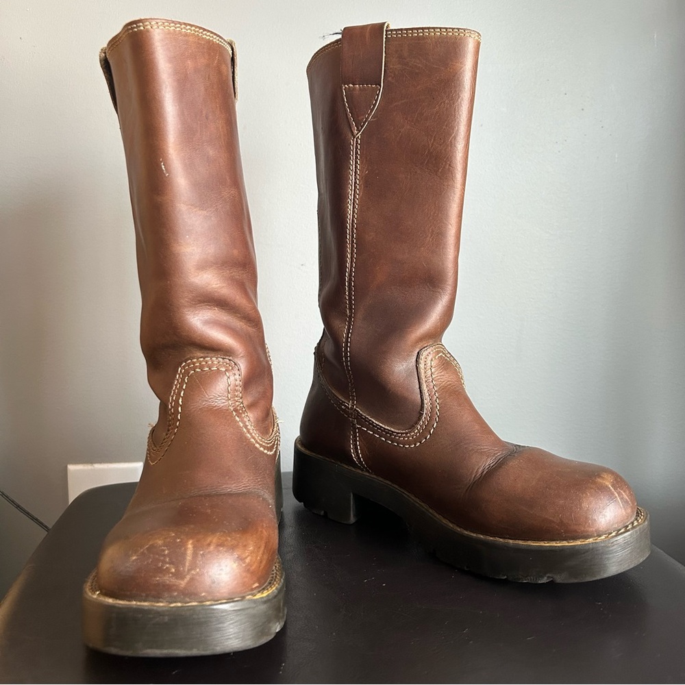 Bos. & Co. Brown Leather Pull-On Heeled Boots
